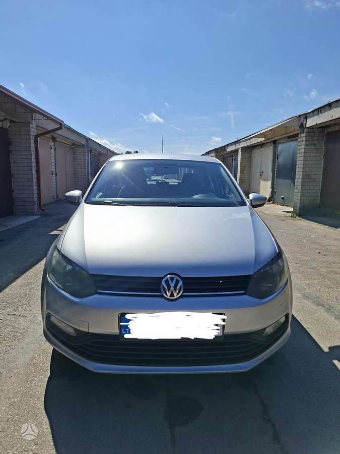 Volkswagen Polo - 2