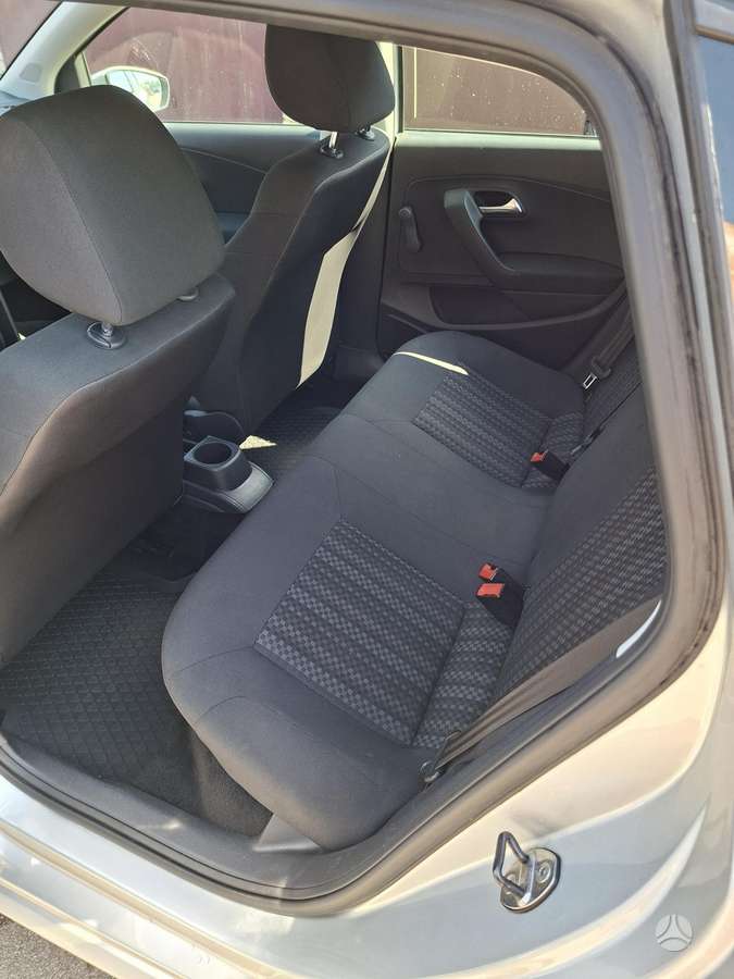Volkswagen Polo - 6