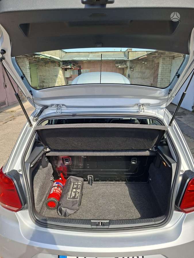 Volkswagen Polo - 9