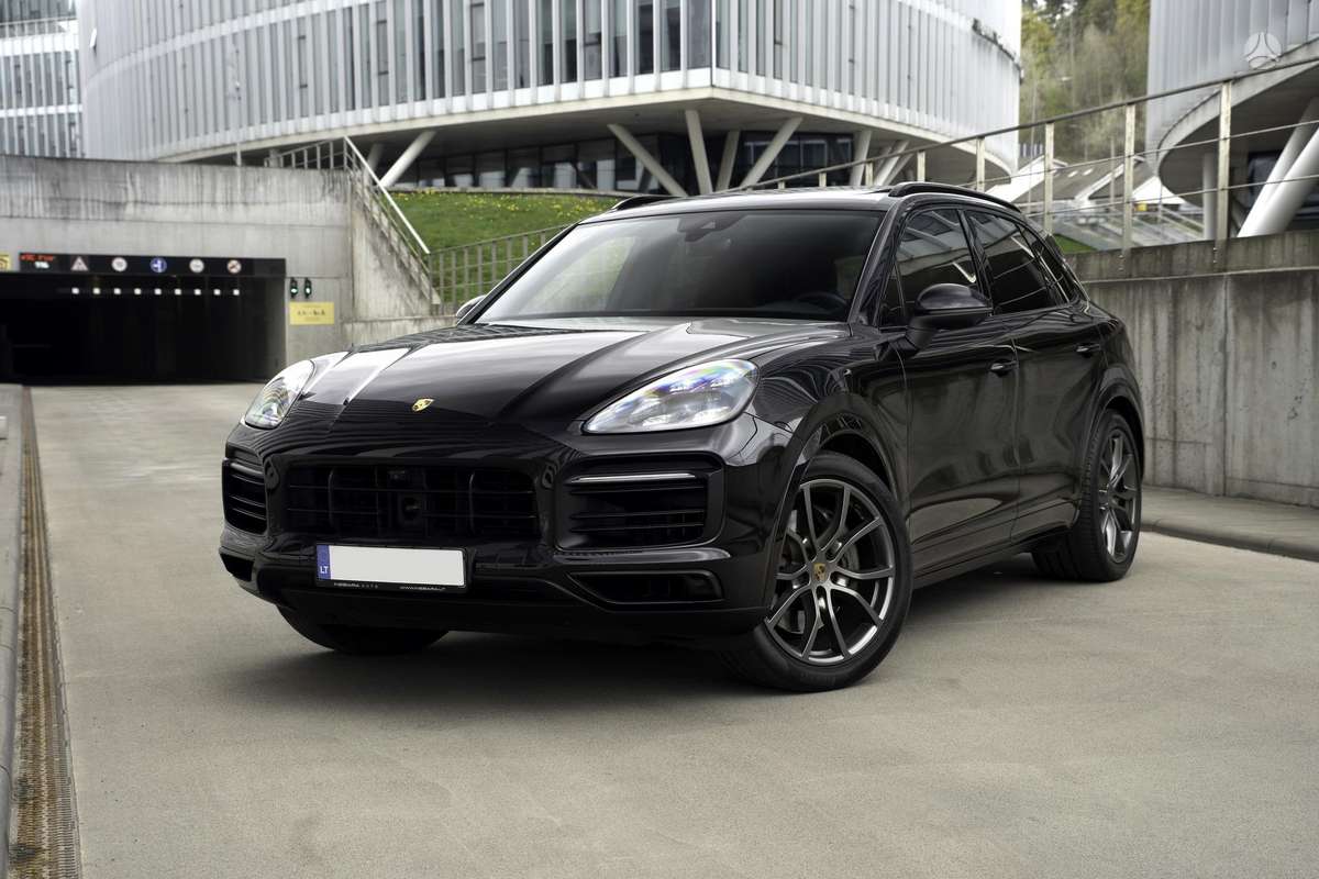 Porsche Cayenne - 9
