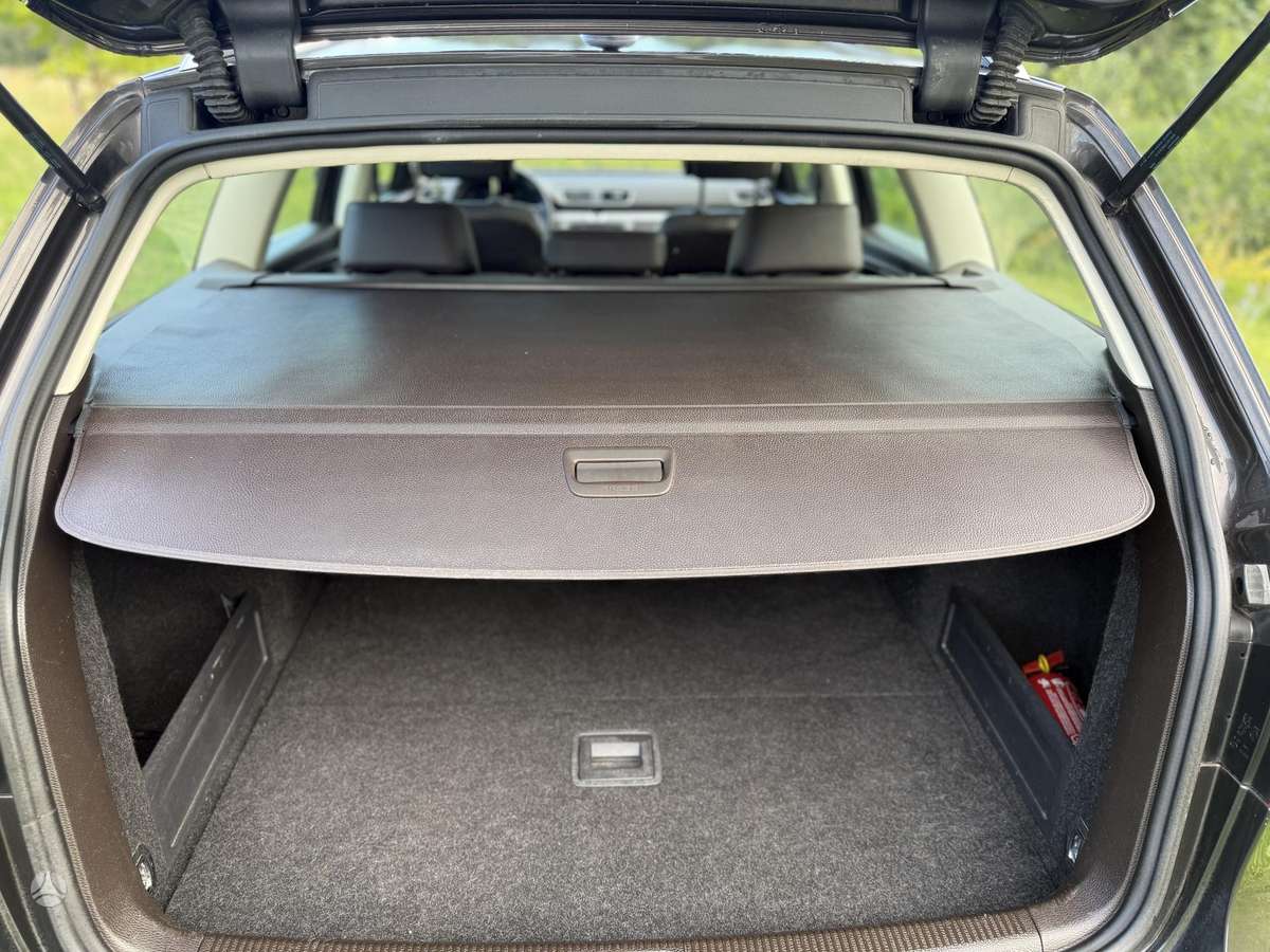 Volkswagen Passat, 1.6 l., Универсал