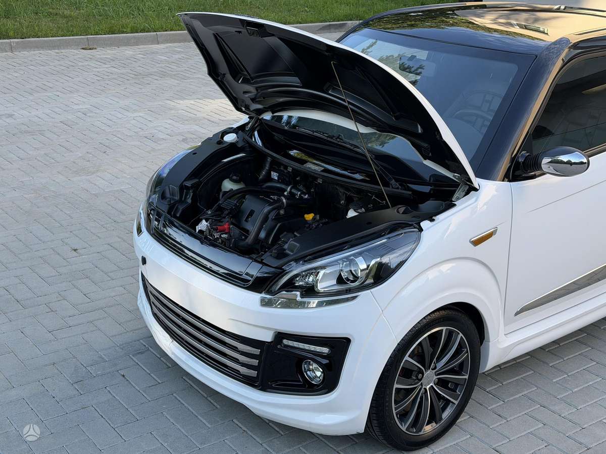 Ligier JS50, 0.5 l., Хэтчбек