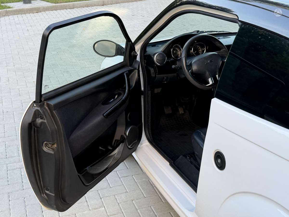 Ligier JS50, 0.5 l., Хэтчбек