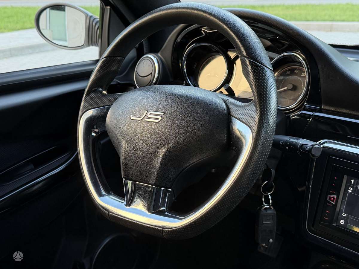 Ligier JS50, 0.5 l., Хэтчбек