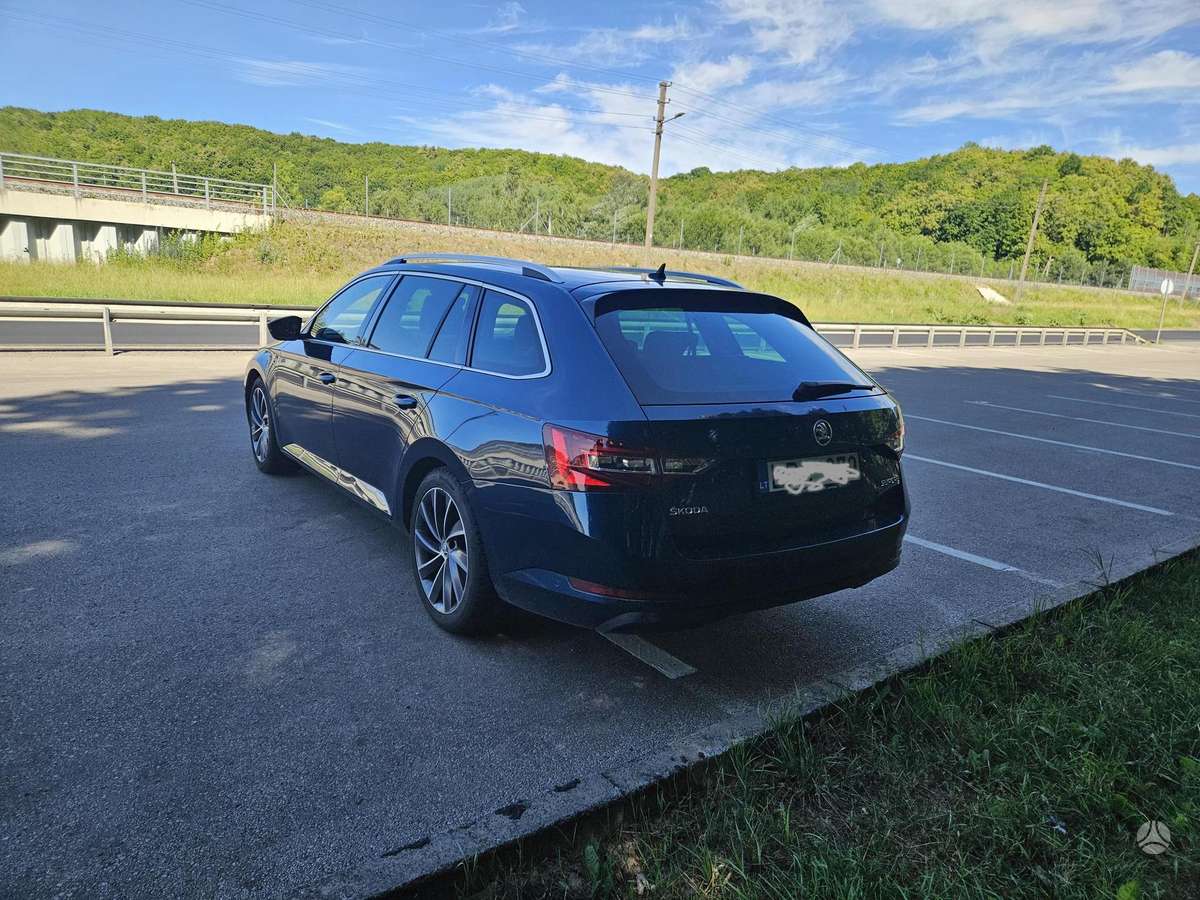 Skoda Superb, 2.0 l., wagon