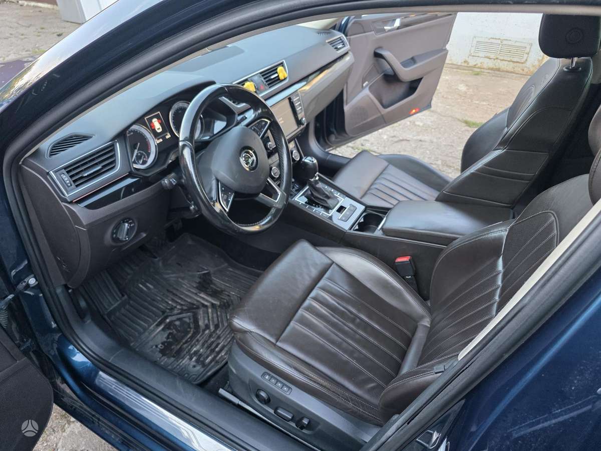 Skoda Superb, 2.0 l., wagon