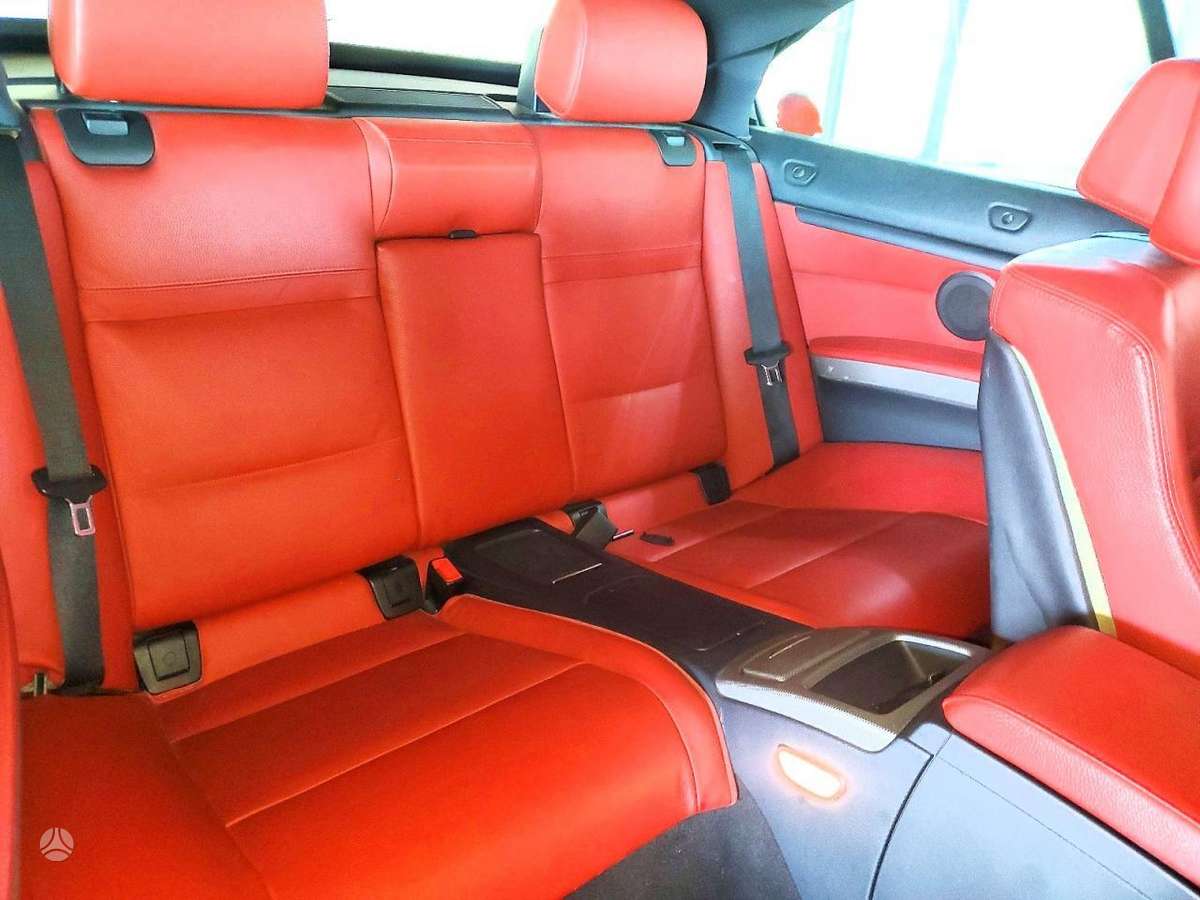 BMW 335, 3.0 l., convertible