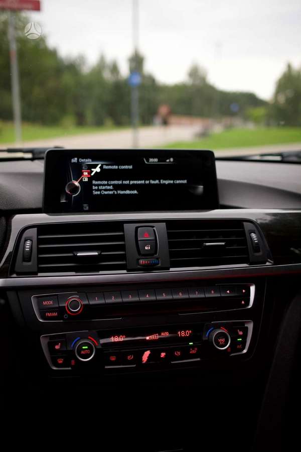 BMW 328, 2.0 l., Седан