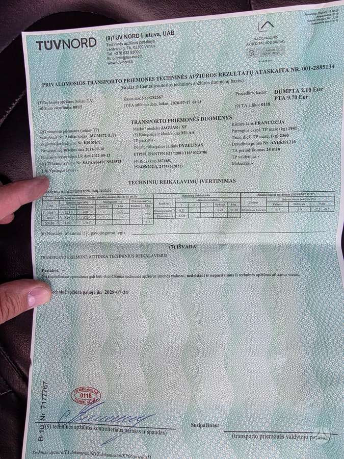 Jaguar XF, 3.0 l., Седан