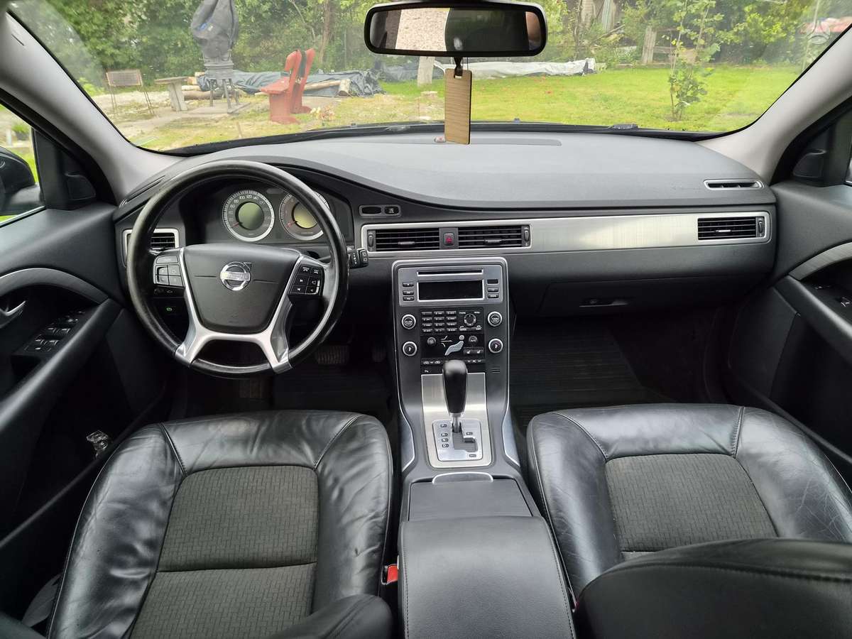 Volvo V70, 2.4 l., wagon