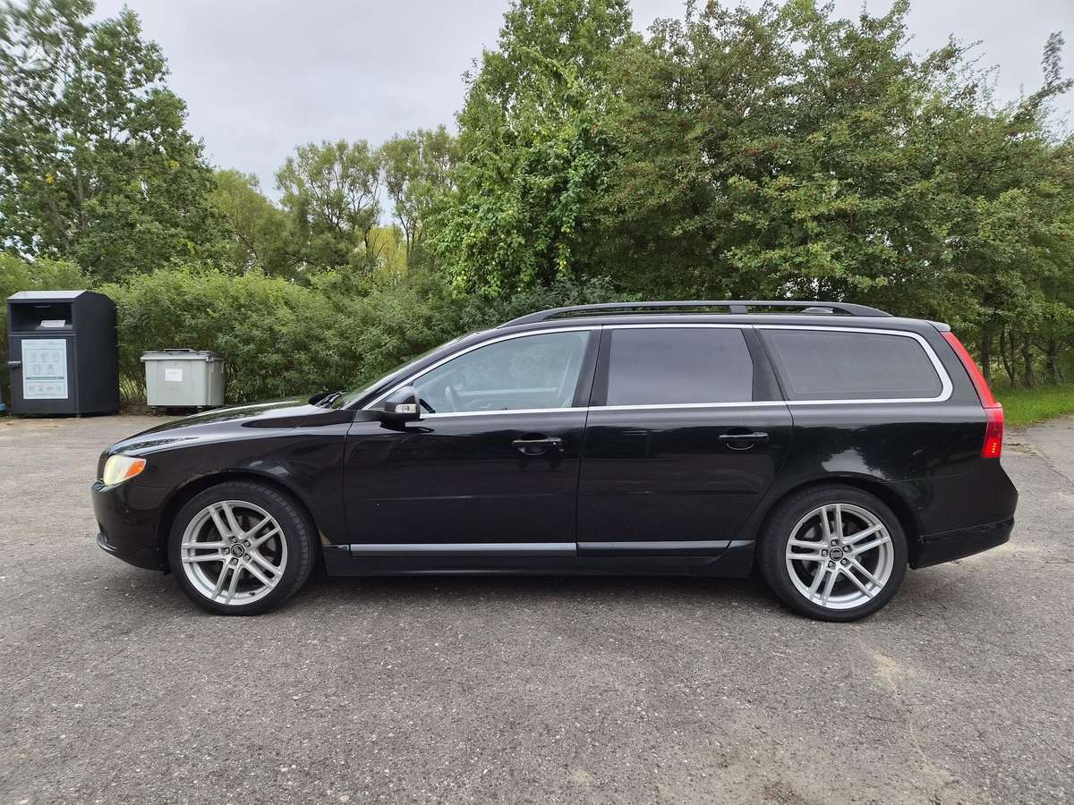 Volvo V70, 2.4 l., wagon