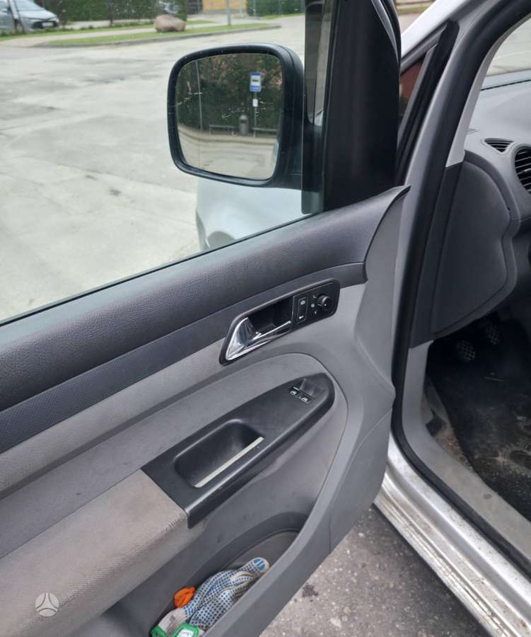 Volkswagen Caddy - 7