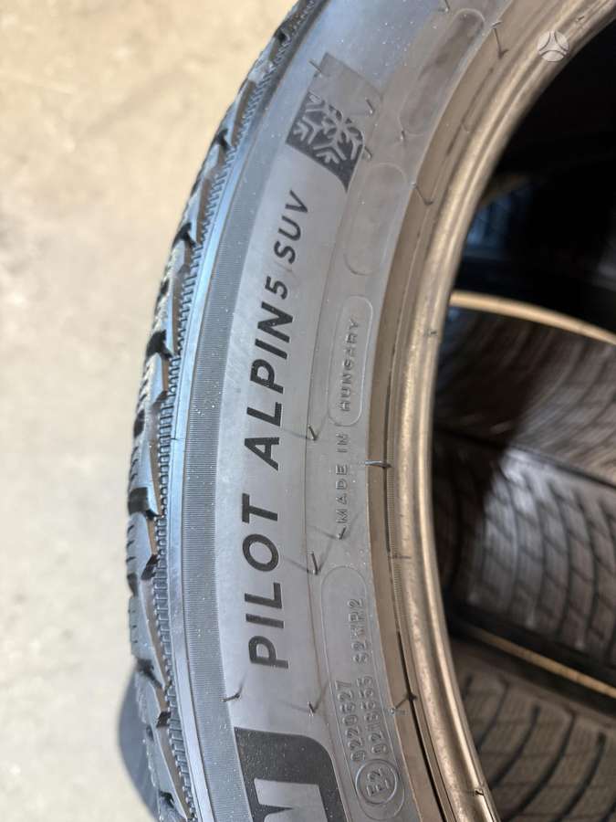 Michelin Alpin5 SUV, winter 285/40 R23