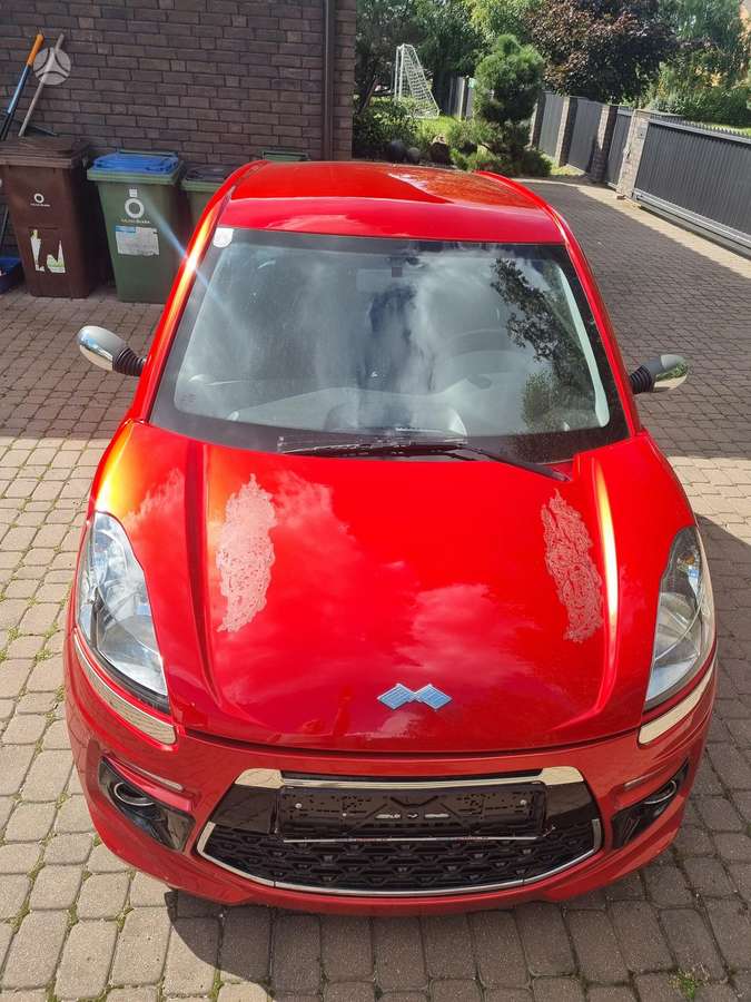 Ligier JS50, 0.5 l., hatchback