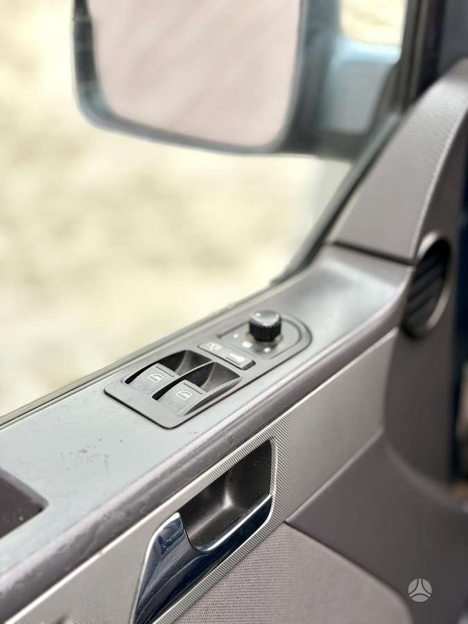 Volkswagen Multivan, 2.5 l., Минивэн