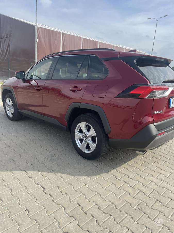 Toyota RAV4 - 3
