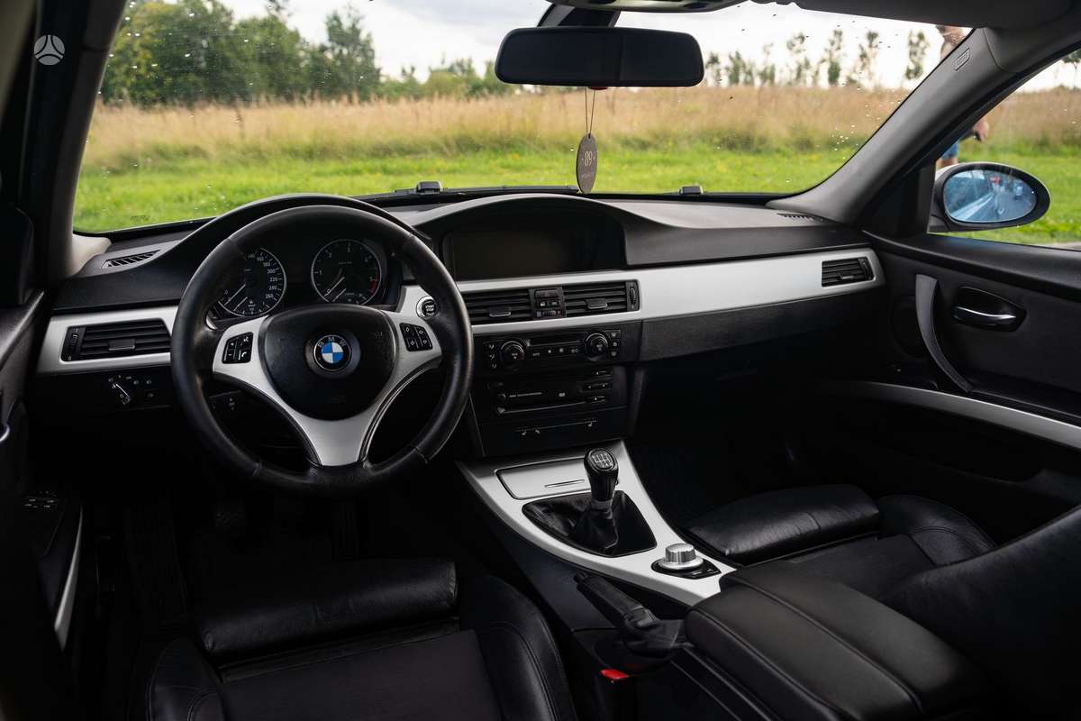 BMW 320, 2.0 l., Универсал