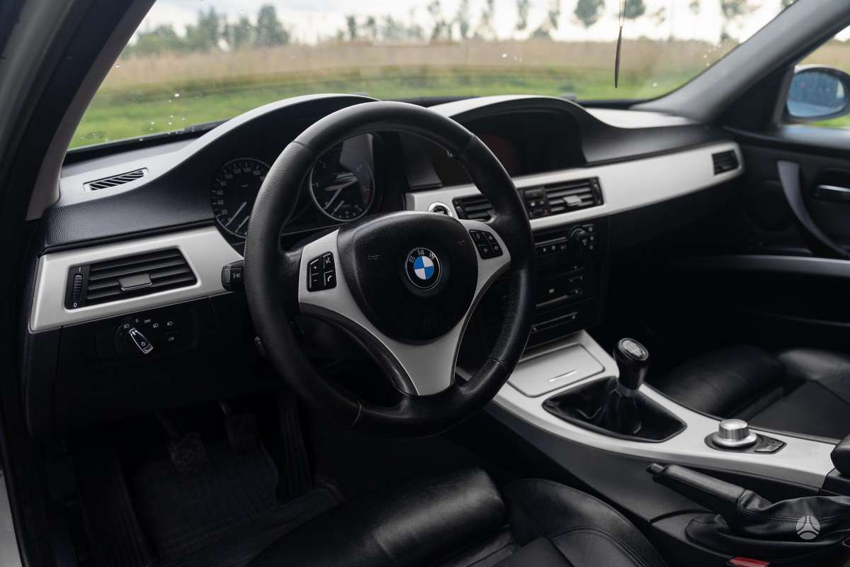 BMW 320, 2.0 l., Универсал