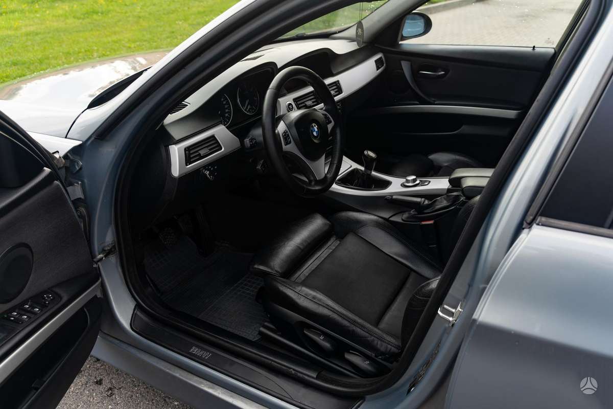 BMW 320, 2.0 l., Универсал
