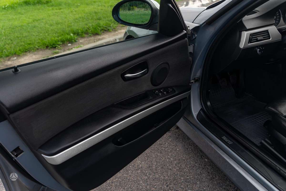 BMW 320, 2.0 l., Универсал