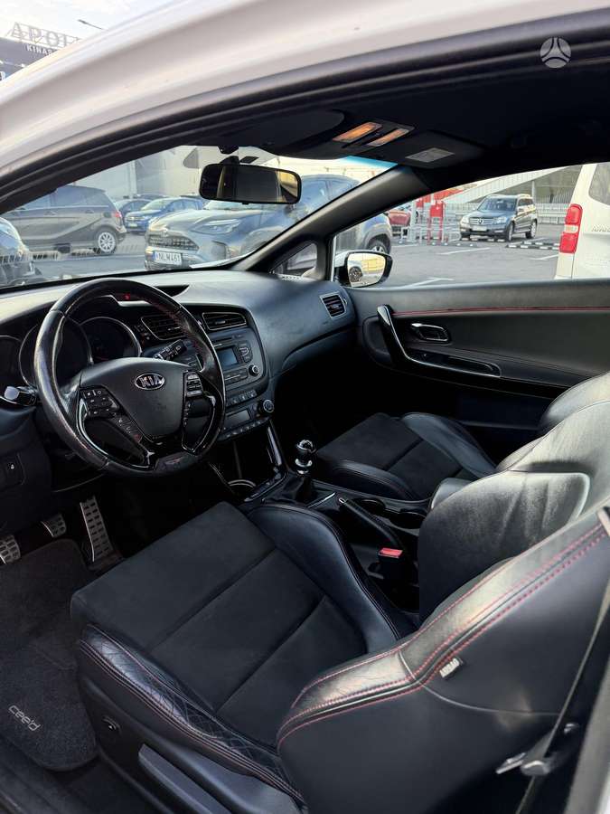 Kia Ceed, 1.6 l., Купе (coupe)