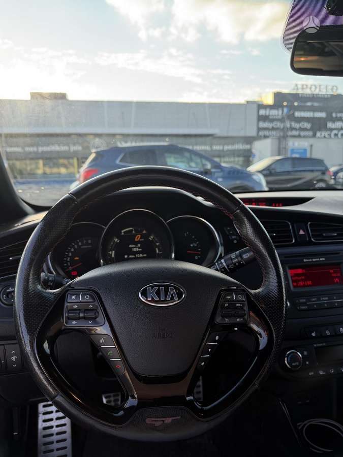 Kia Ceed, 1.6 l., Купе (coupe)