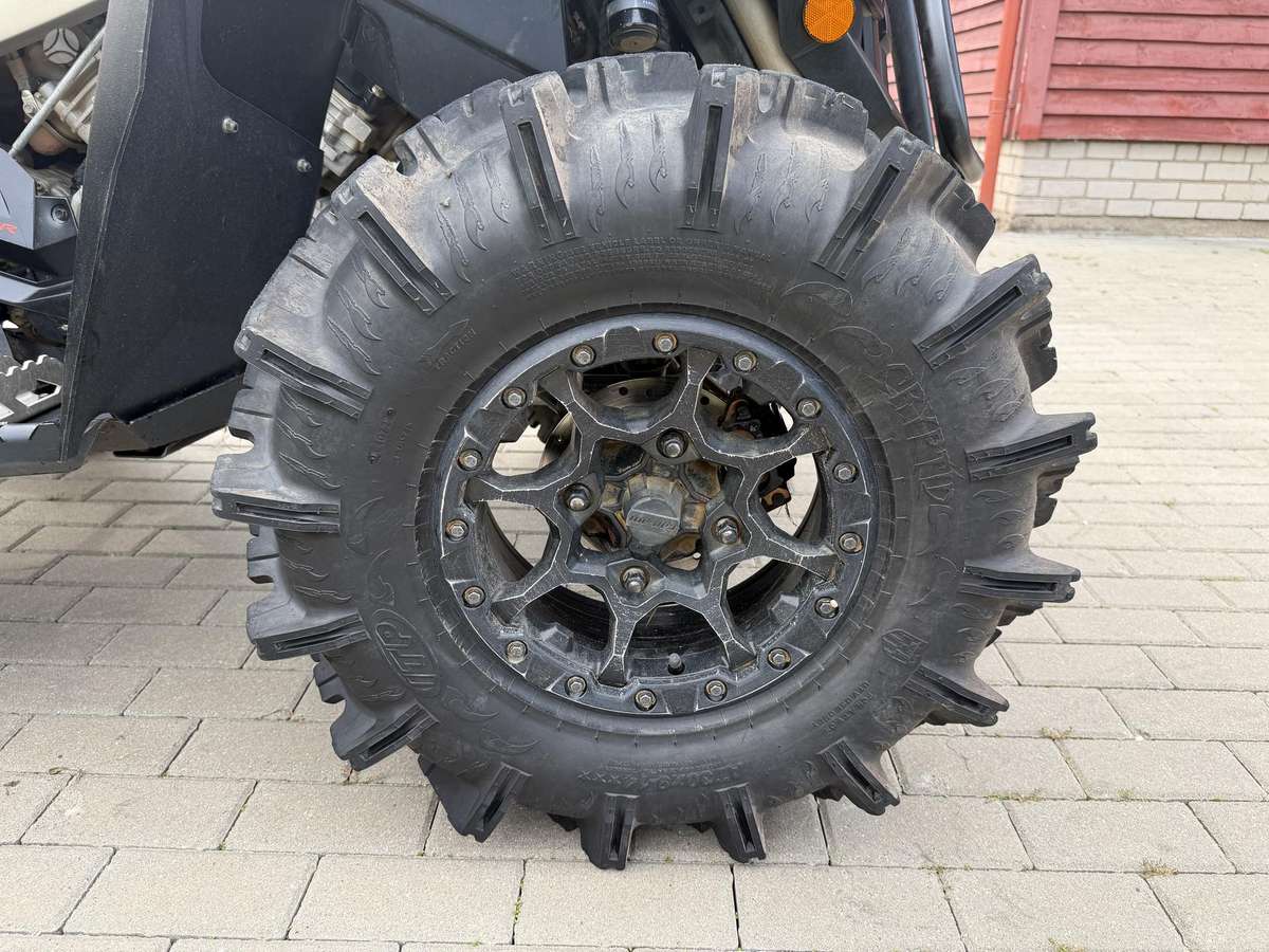 Can-Am Renegade 1000cc, квадроциклы
