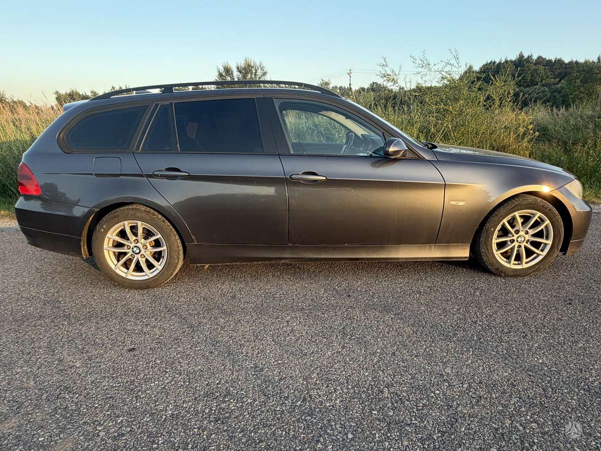 BMW 320, 2.0 l., wagon