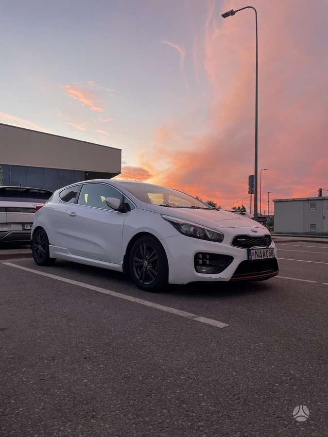 Kia Ceed, 1.6 l., coupe