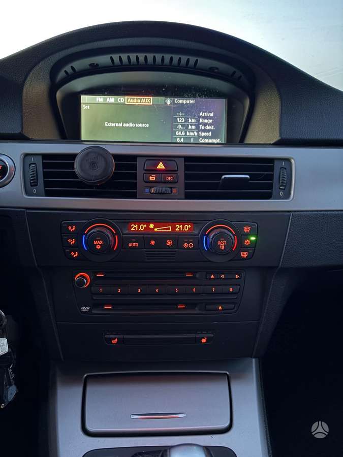 BMW 320, 2.0 l., wagon