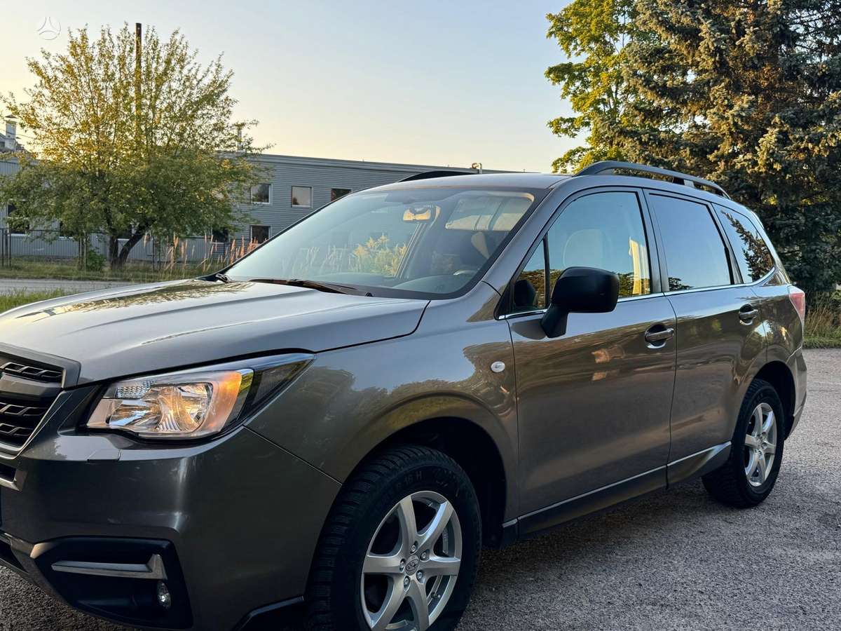 Subaru Forester, 2.0 l., Хэтчбек