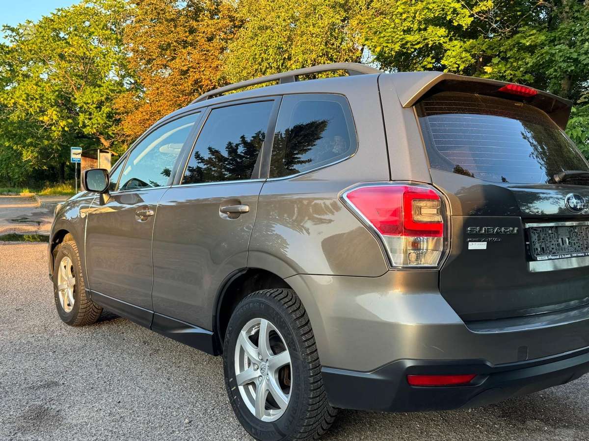 Subaru Forester, 2.0 l., Хэтчбек