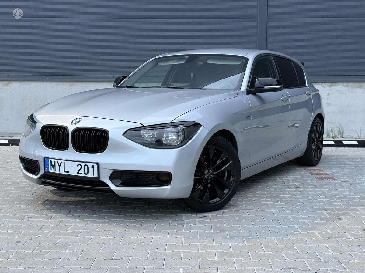 BMW 120, hečbekas