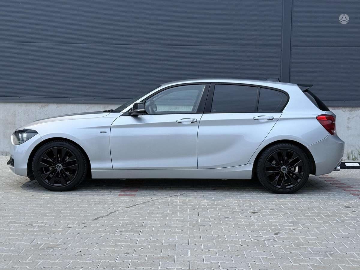 BMW 120, hečbekas