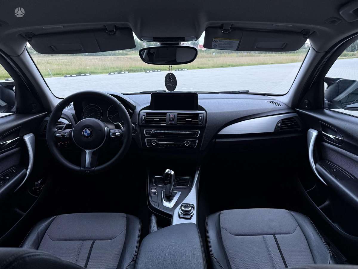 BMW 120, hečbekas