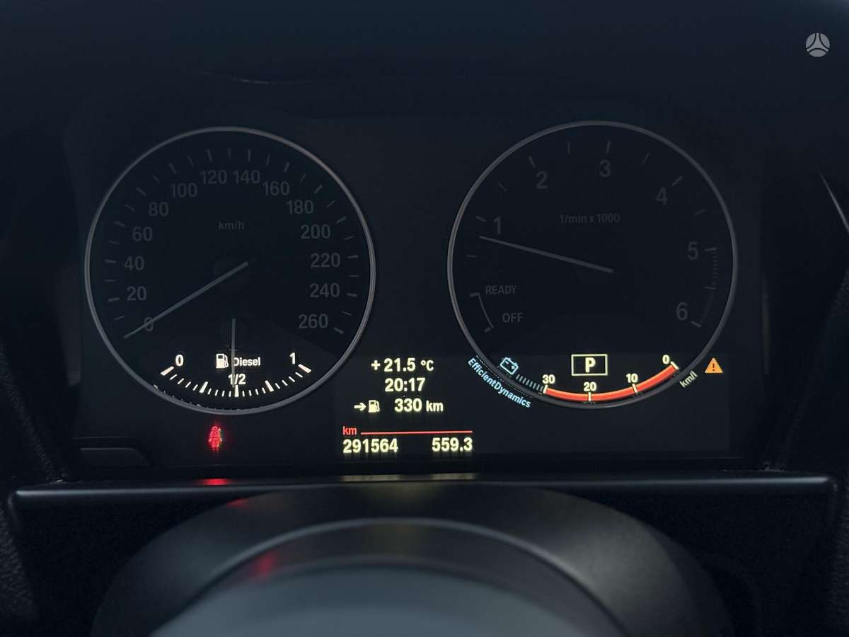 BMW 120, hečbekas
