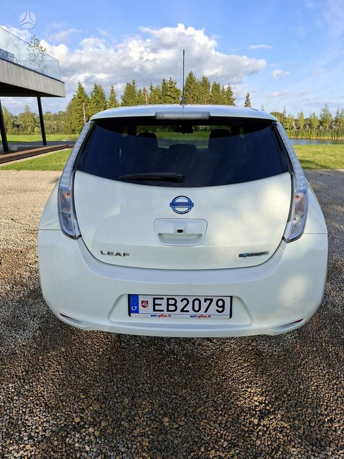 Nissan Leaf, 30 kWh, hatchback