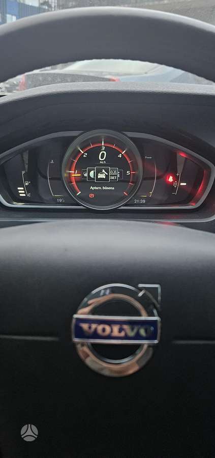 Volvo V40, 1.6 l., Хэтчбек