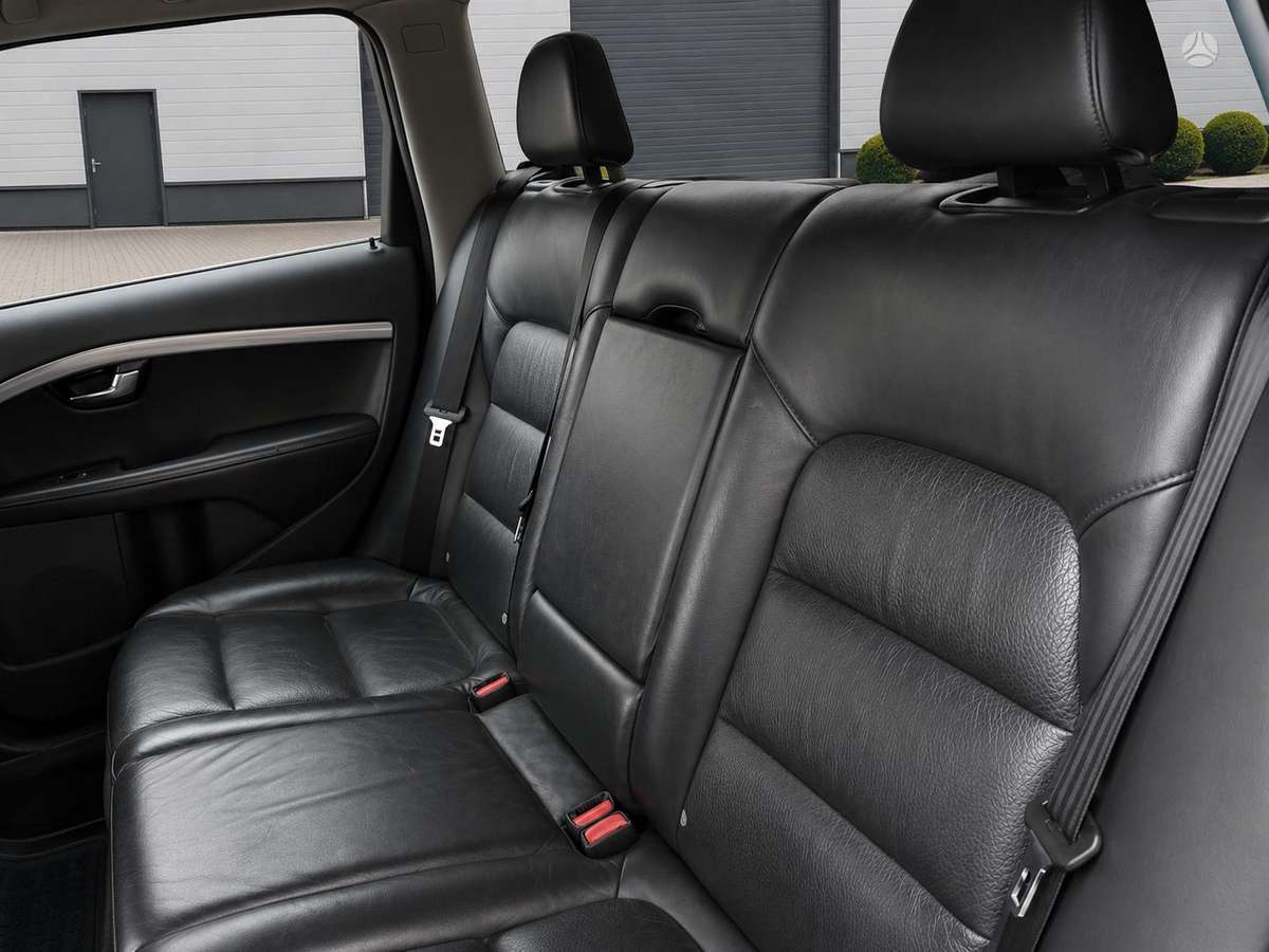 Volvo V70, 2.0 l., Универсал