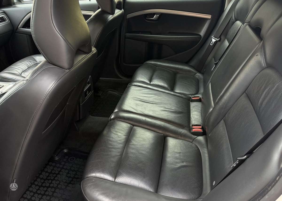 Volvo V70, 2.0 l., wagon