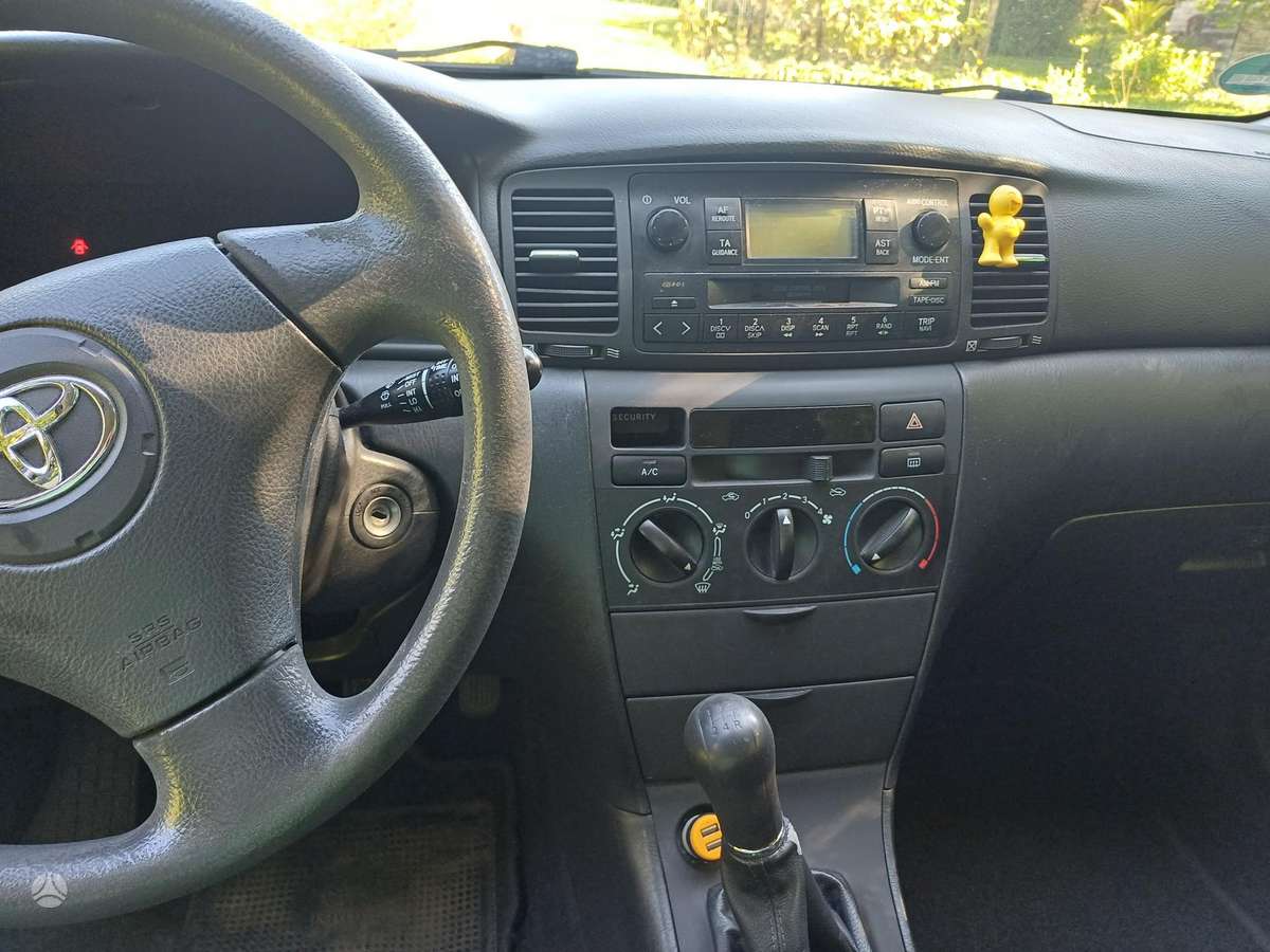 Toyota Corolla - 7