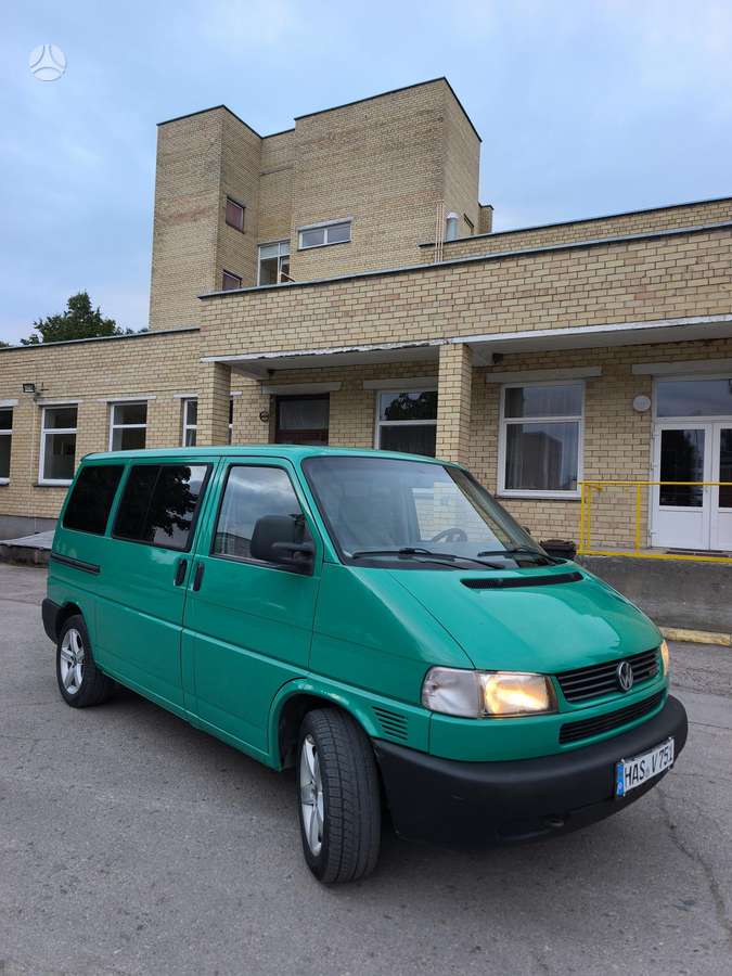 Volkswagen Caravelle - 2