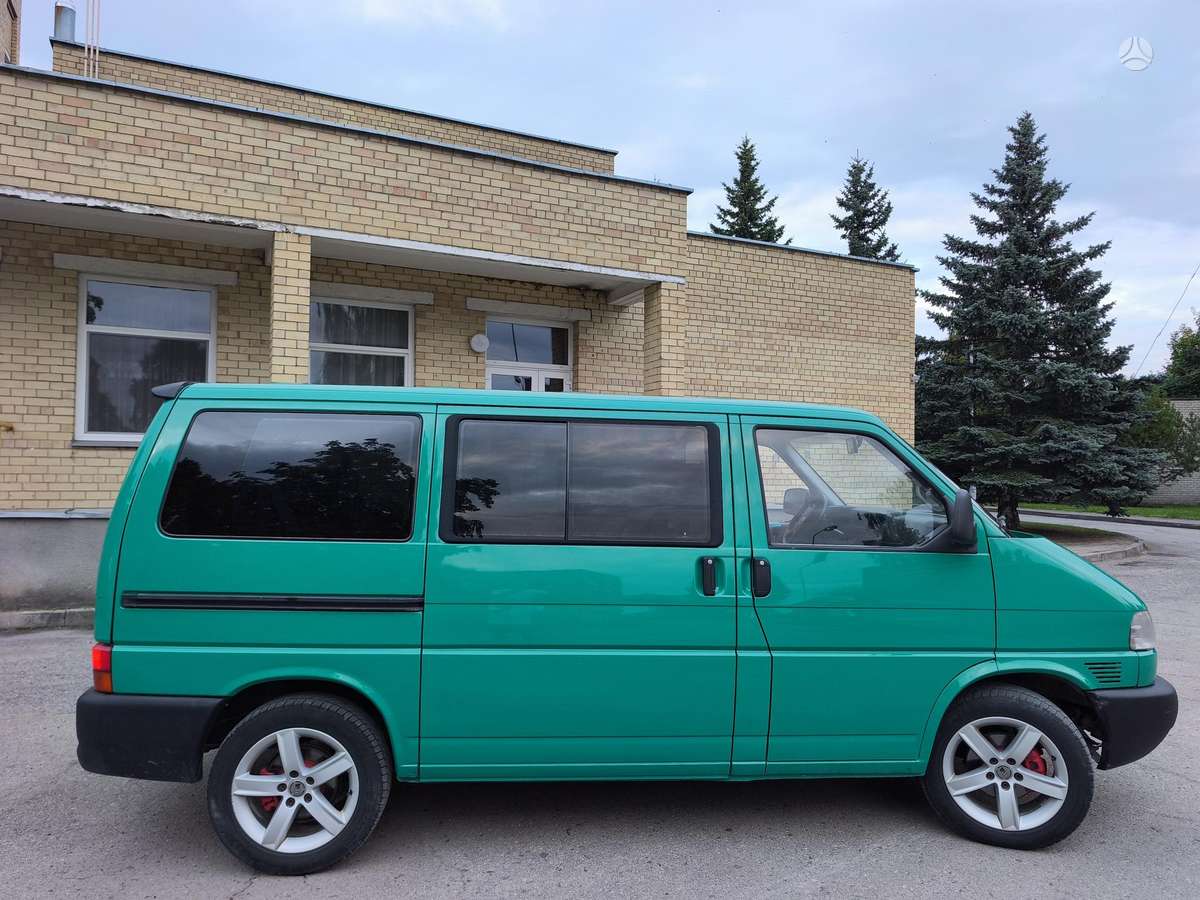 Volkswagen Caravelle - 6