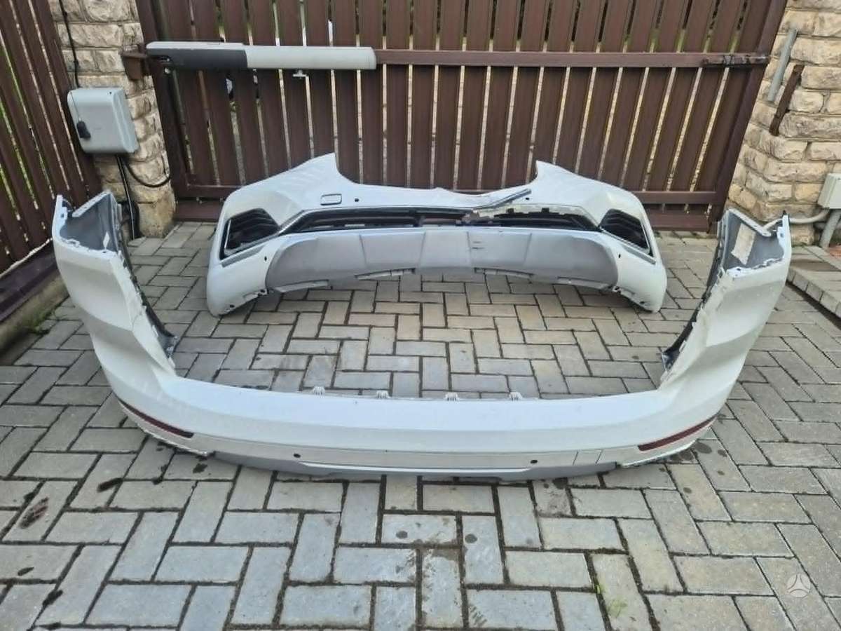 BMW X7 bumpers