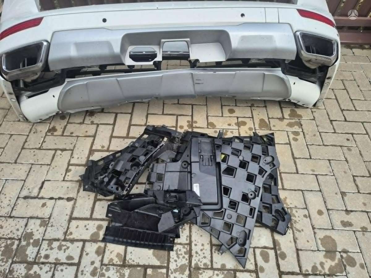 BMW X7 bumpers