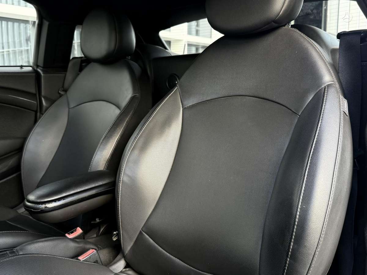 Mini Cooper S, 1.6 l., coupe