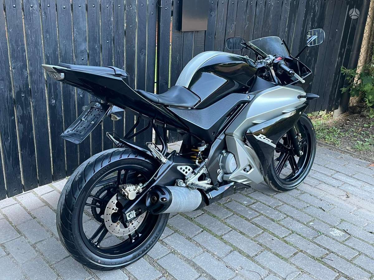 Yamaha YZF 125cc, superbikes