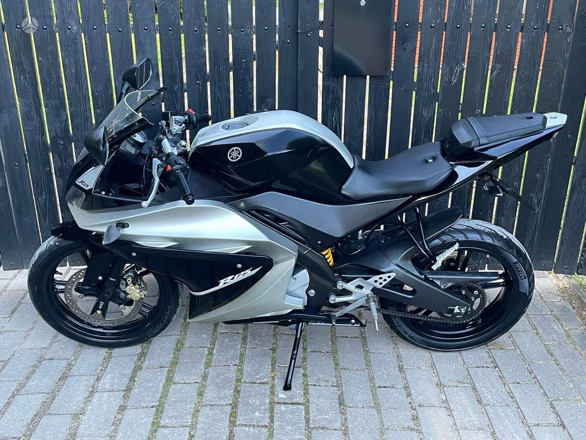 Yamaha YZF 125cc, superbikes