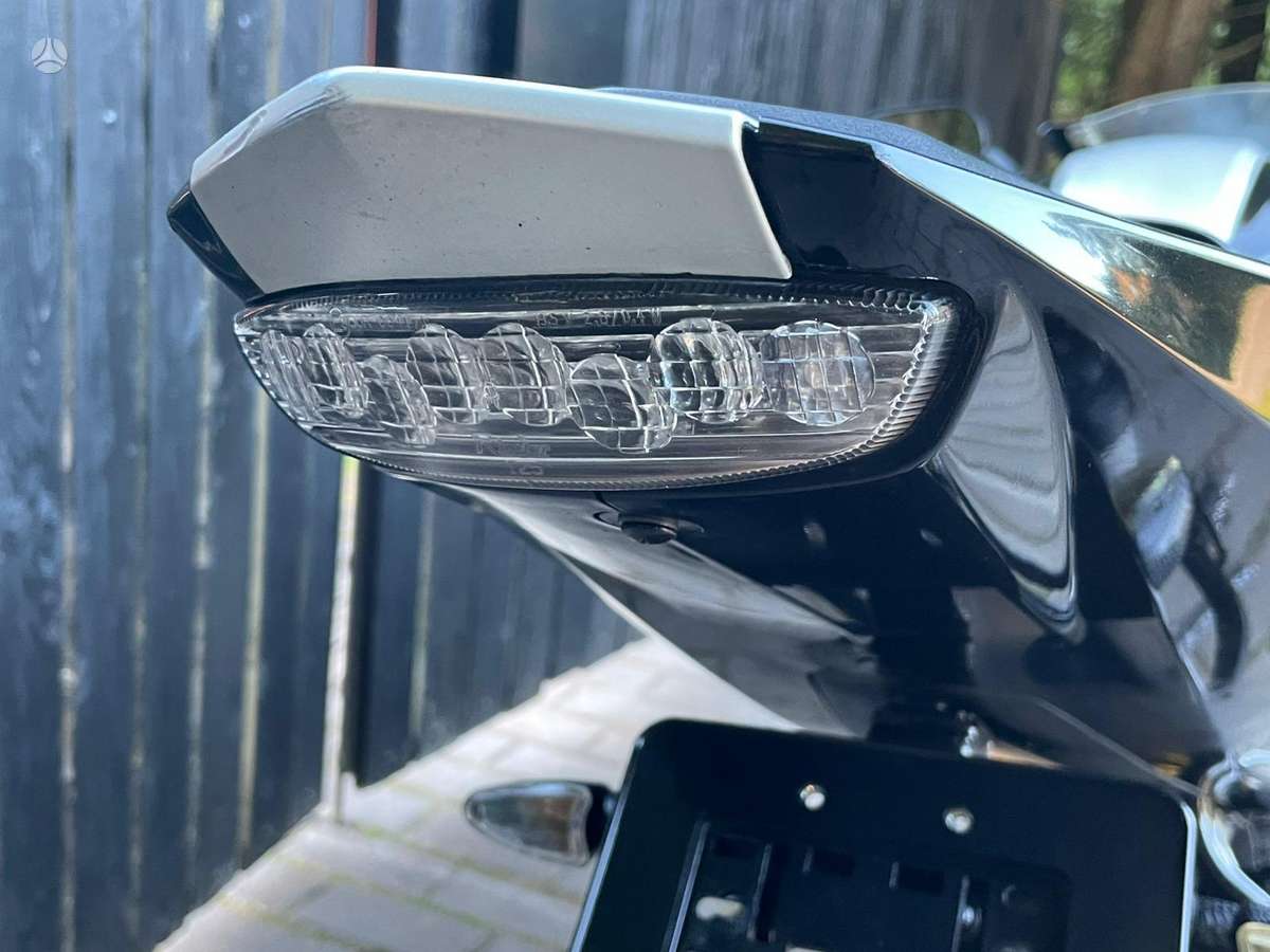 Yamaha YZF 125cc, superbikes