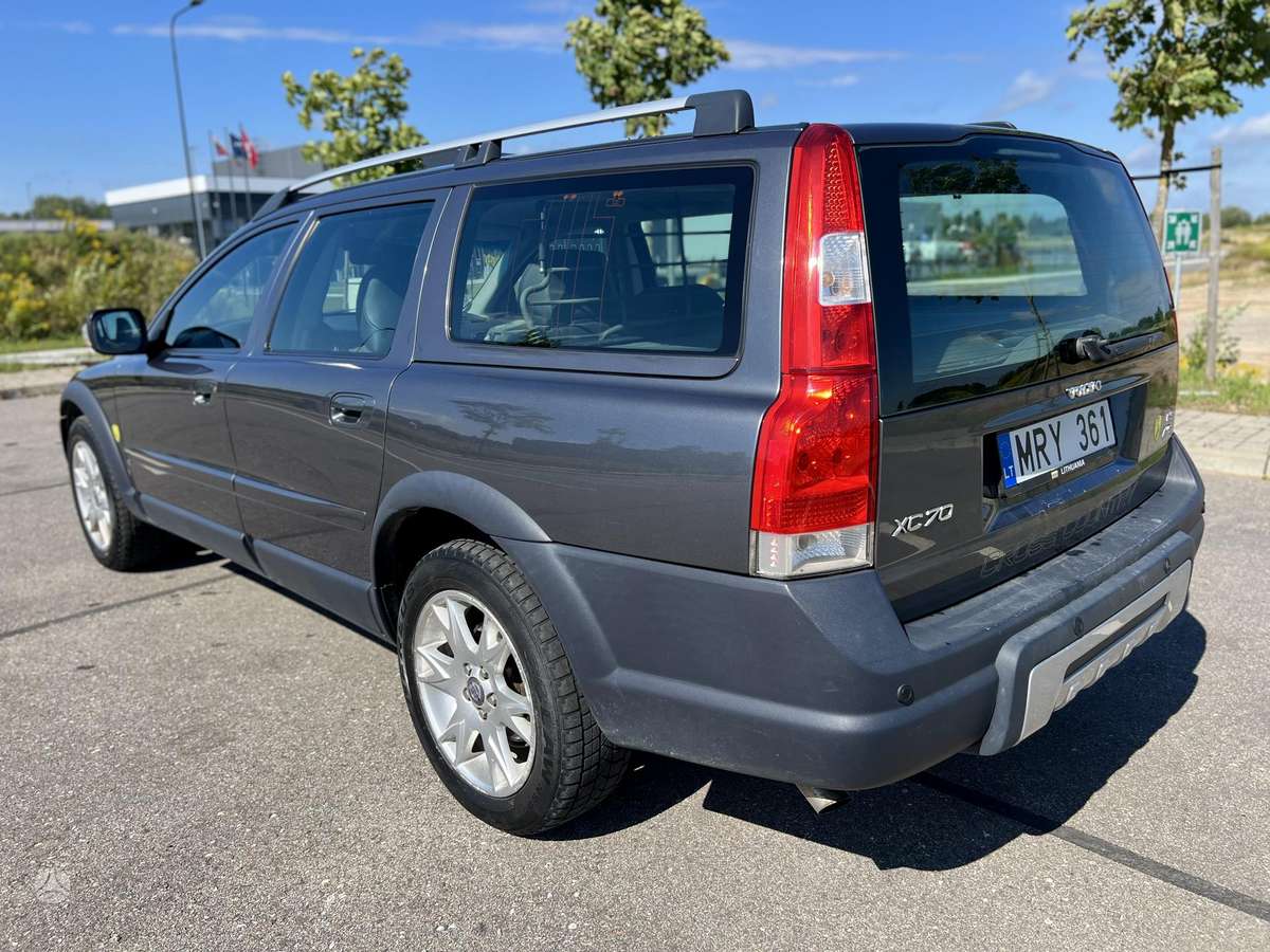 Volvo XC70, 2.4 l., Универсал